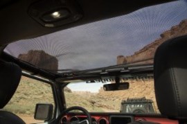 Bikini-Top-Eclipse-Sun-Shade-Schwarz-Front-Vorne-Jeep-Wrangler-JL-18-Rugged-Ridge-1357972-3